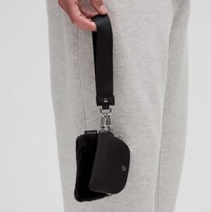 Lululemon Dual Pouch Wristlet *Plush FleeceBlack NWT